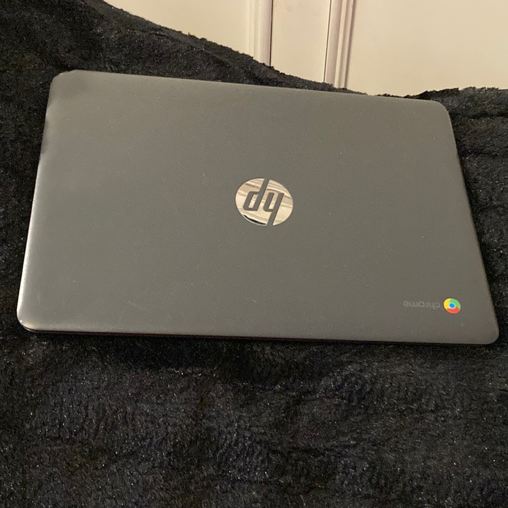 HP Touchscreen Chromebook
